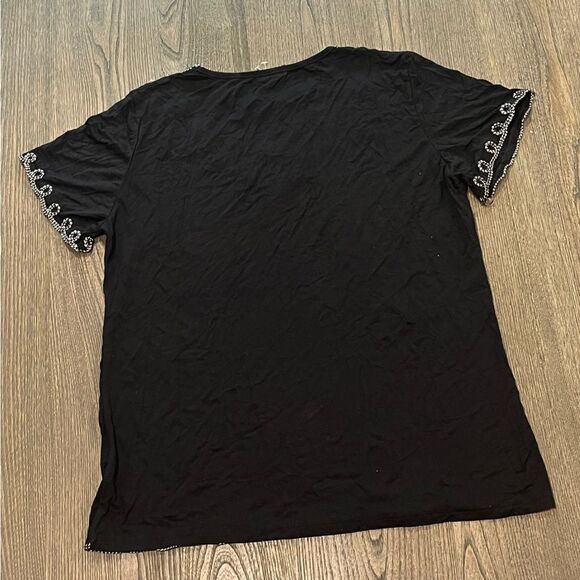 NWOT Yuna Blouse Black Embroidered Neck Short Sleeve Size S/M - Picture 5 of 5